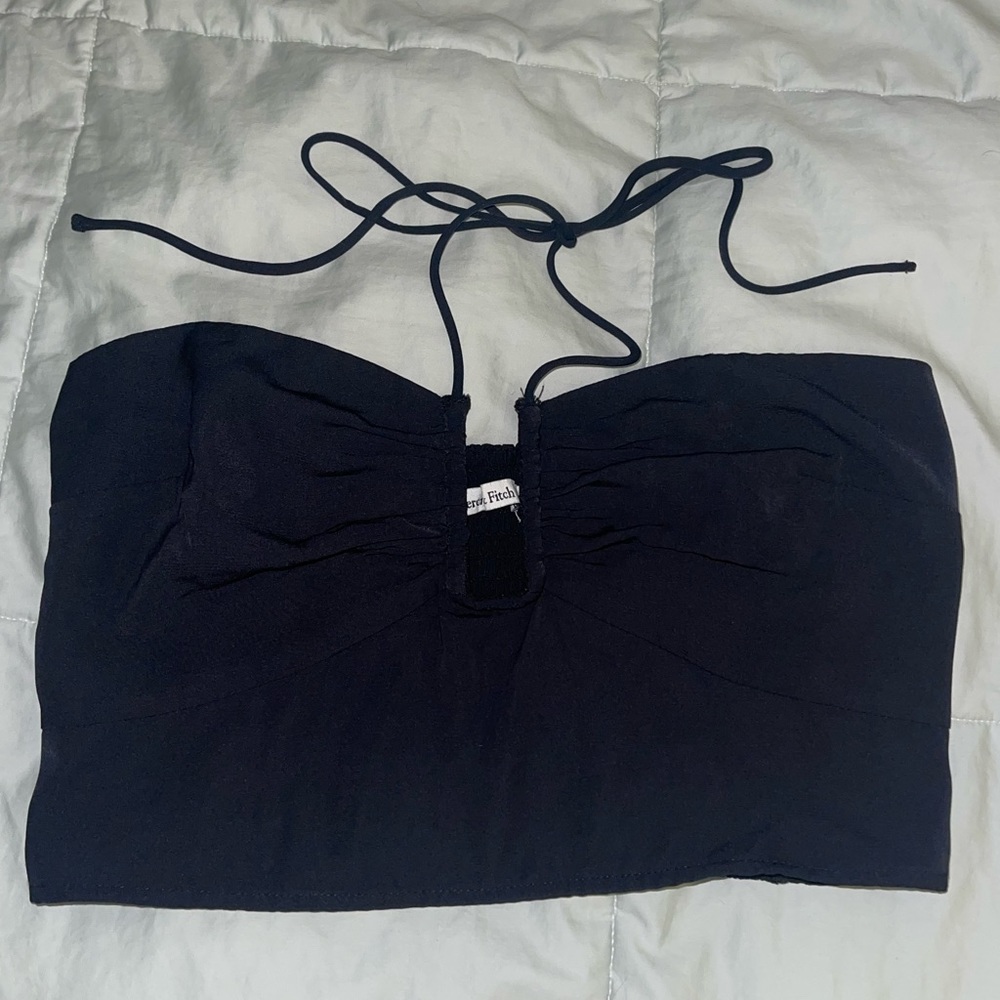 NWOT Abercrombie & Fitch halter crop top size M
